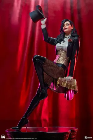 ZATANNA PREMIUM FORMAT BY SIDESHOW COLLECTIBLES